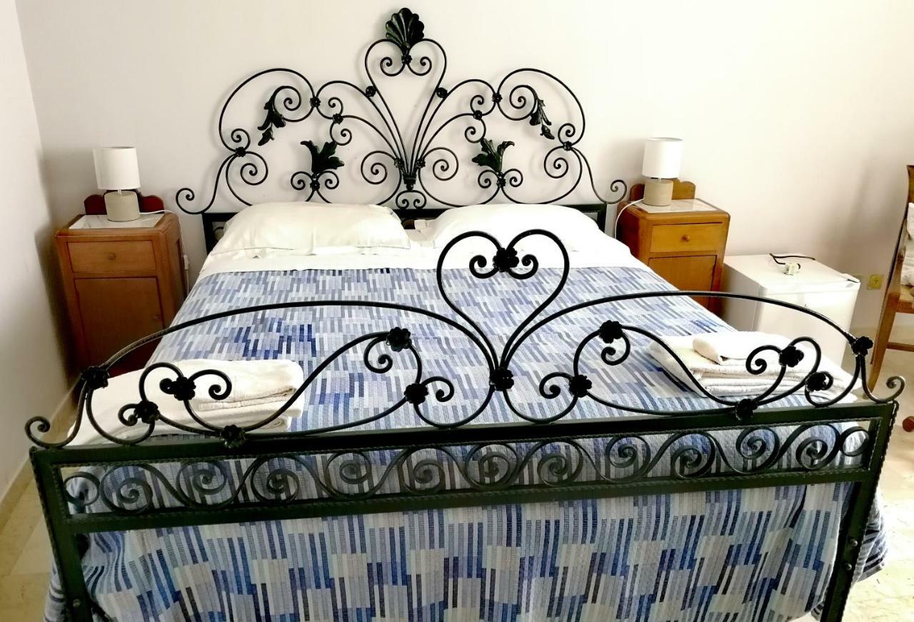 B&B Faro Bianco โอตรันโต ภายนอก รูปภาพ